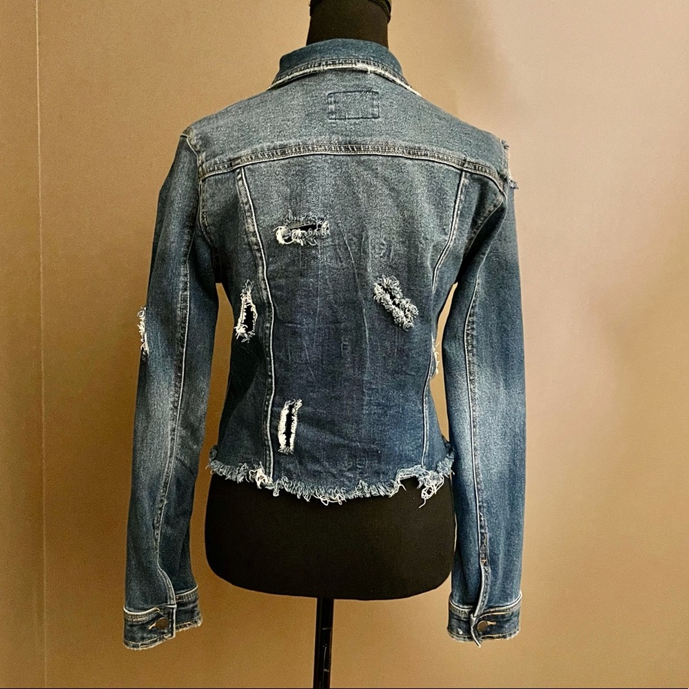 Universal Thread Distress Jean Jacket - image 3